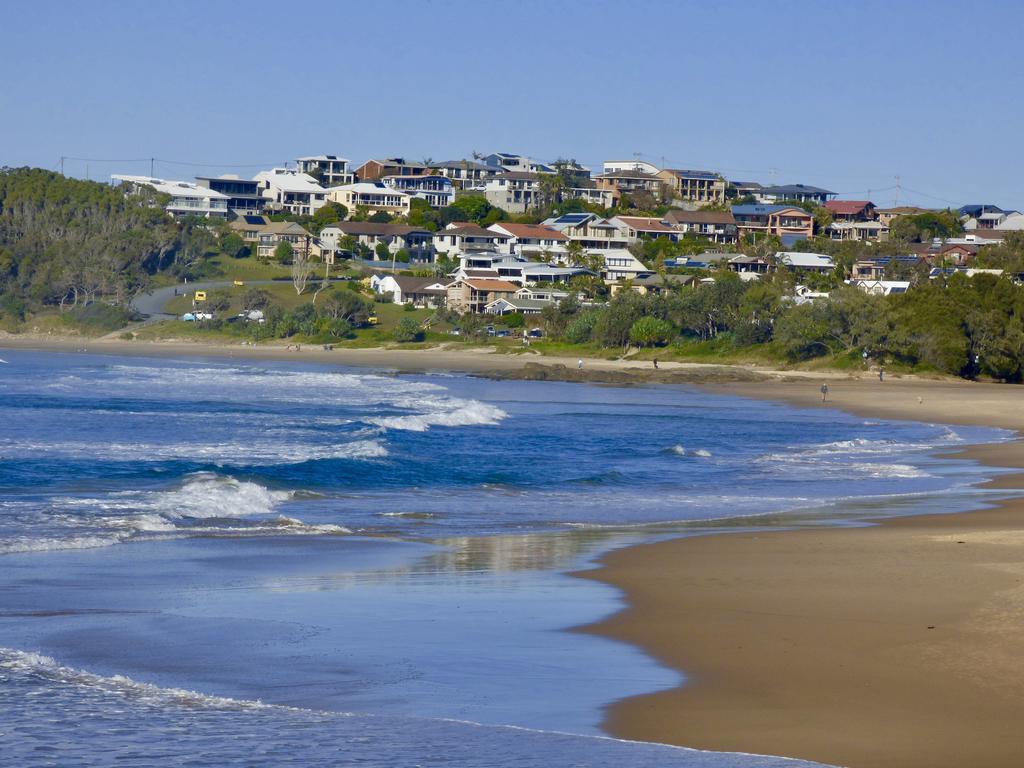 Arthouse Beachfront Accommodation Emerald Beach Exterior foto