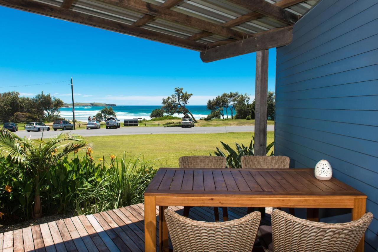 Arthouse Beachfront Accommodation Emerald Beach Exterior foto